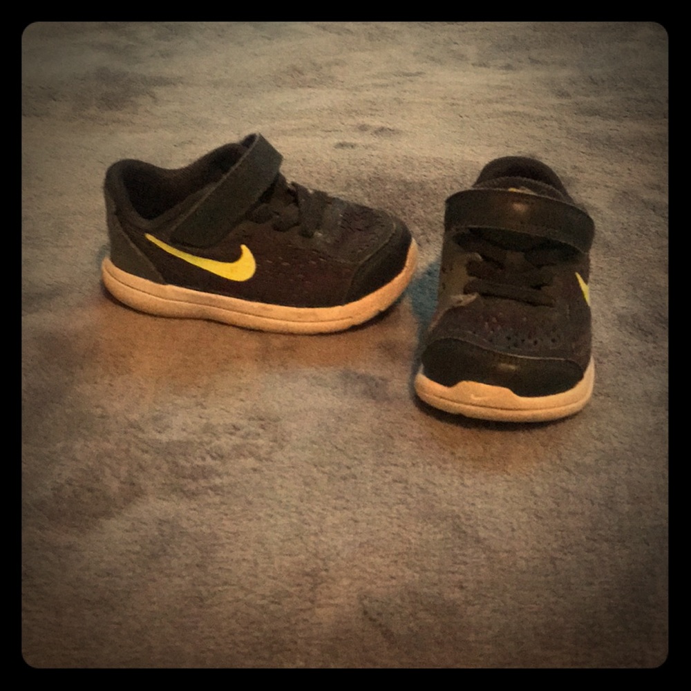 Toddler Nike’s